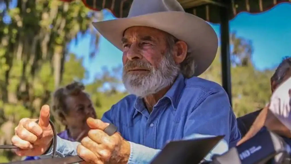 Tom Oar Obituary